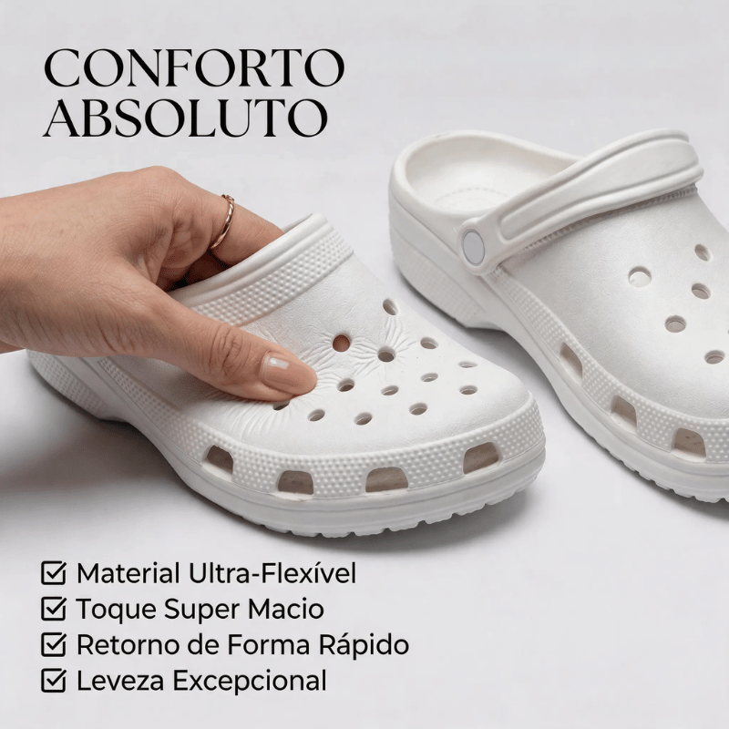 Babuche Feminino com 10 Charms Decorativos