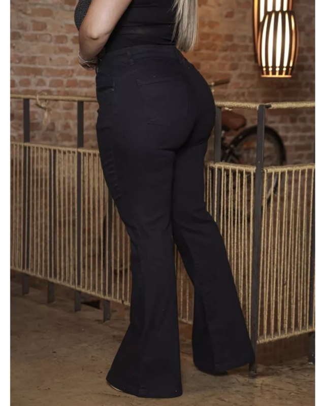 Flare Levanta Bumbum: Vista, Modele e Ame Suas Curvas em Segundos